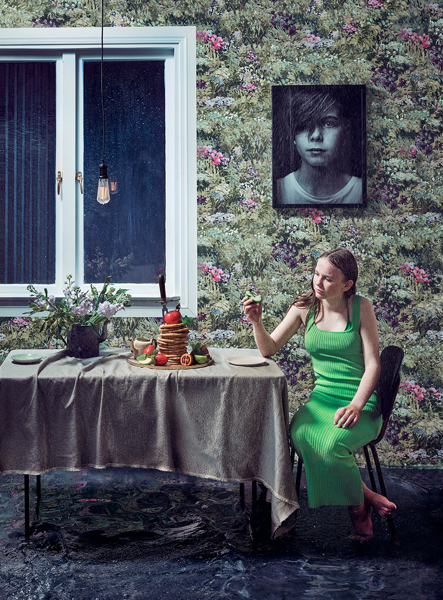 Short stories - Girl in the green dress