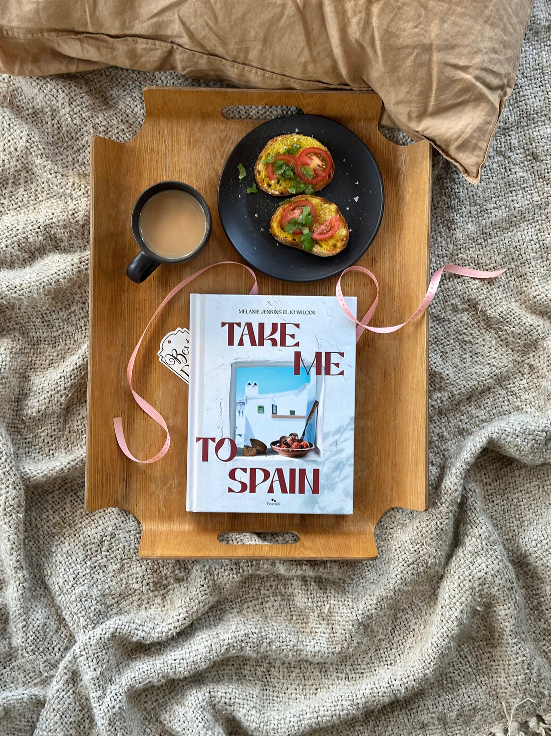 Take me to Spain has arrived